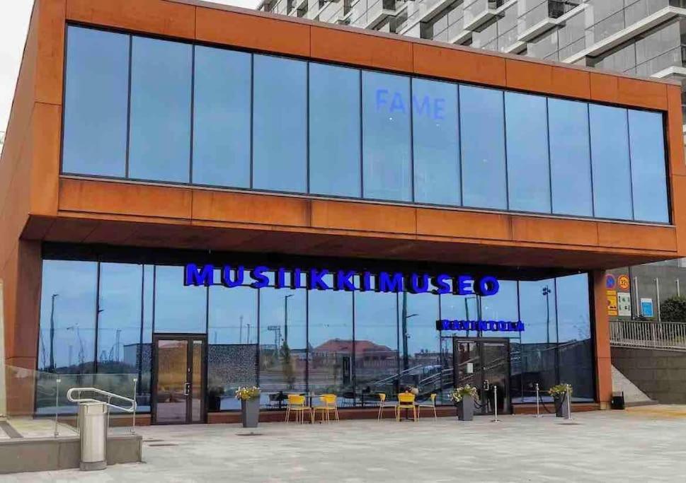 הלסינקי Brand New Modern Condo Built-In Mall Of Tripla מראה חיצוני תמונה