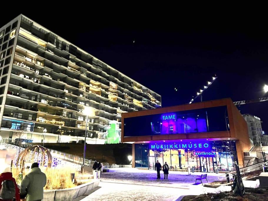 הלסינקי Brand New Modern Condo Built-In Mall Of Tripla מראה חיצוני תמונה