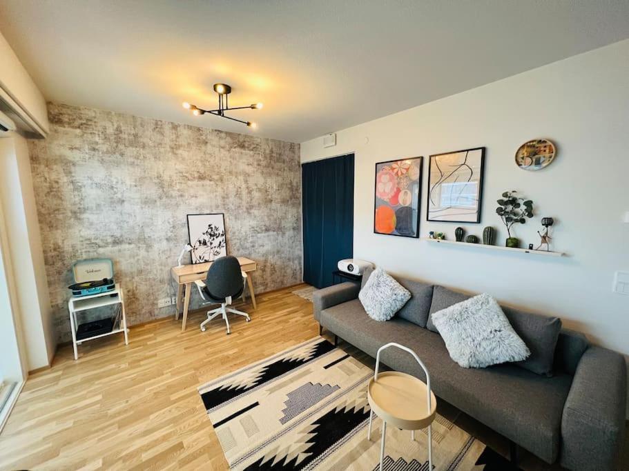 הלסינקי Brand New Modern Condo Built-In Mall Of Tripla מראה חיצוני תמונה